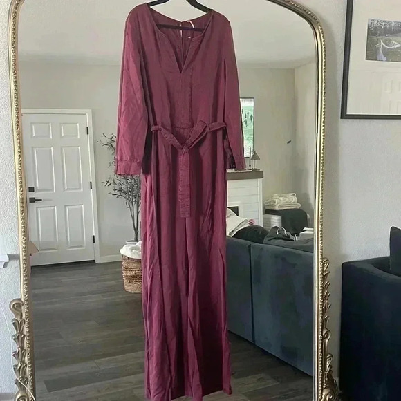 NWOT FREE PEOPLE BURGUNDY JUMPSUIT/BOILERSUIT - Picture 1 of 5